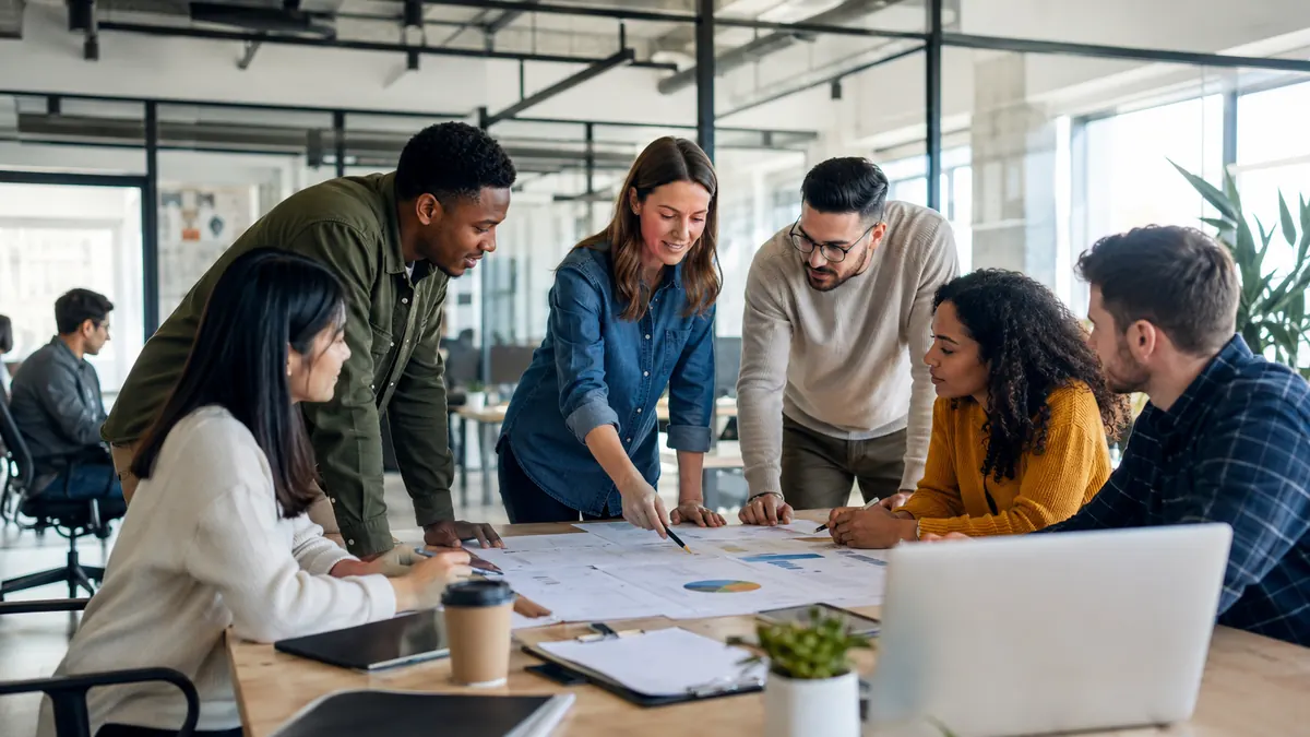 Keep Employees Focused Without Micromanaging